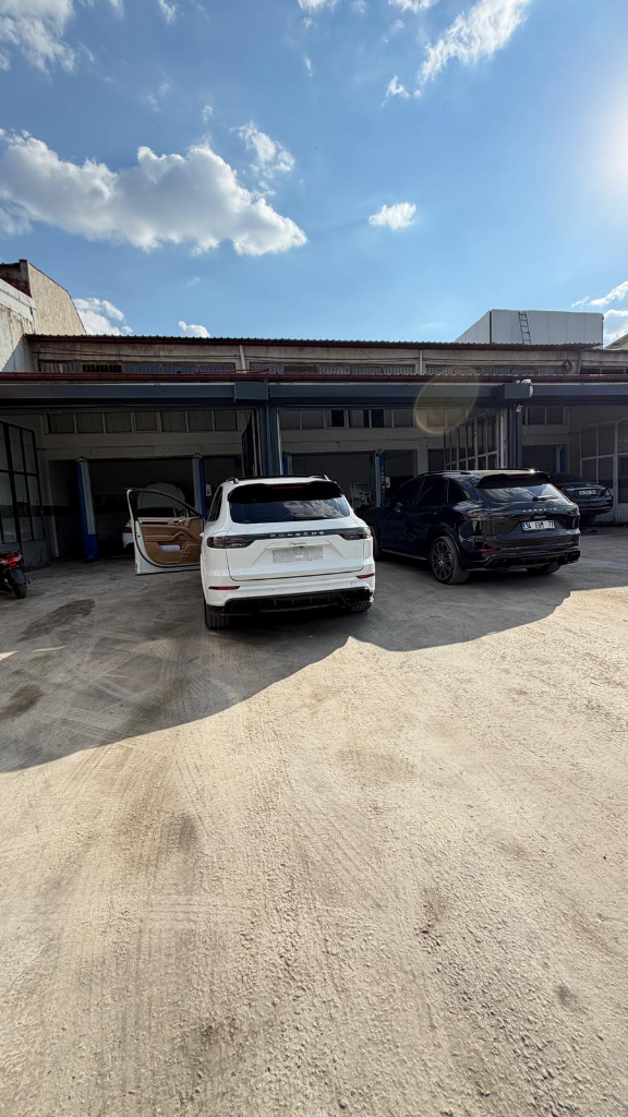 Porsche Cayenne & SUV Servis Alanı